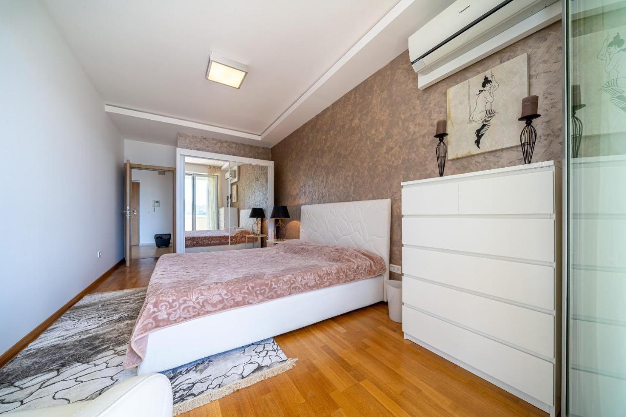Apartment Sweet Memories Sveti Stefan Buitenkant foto