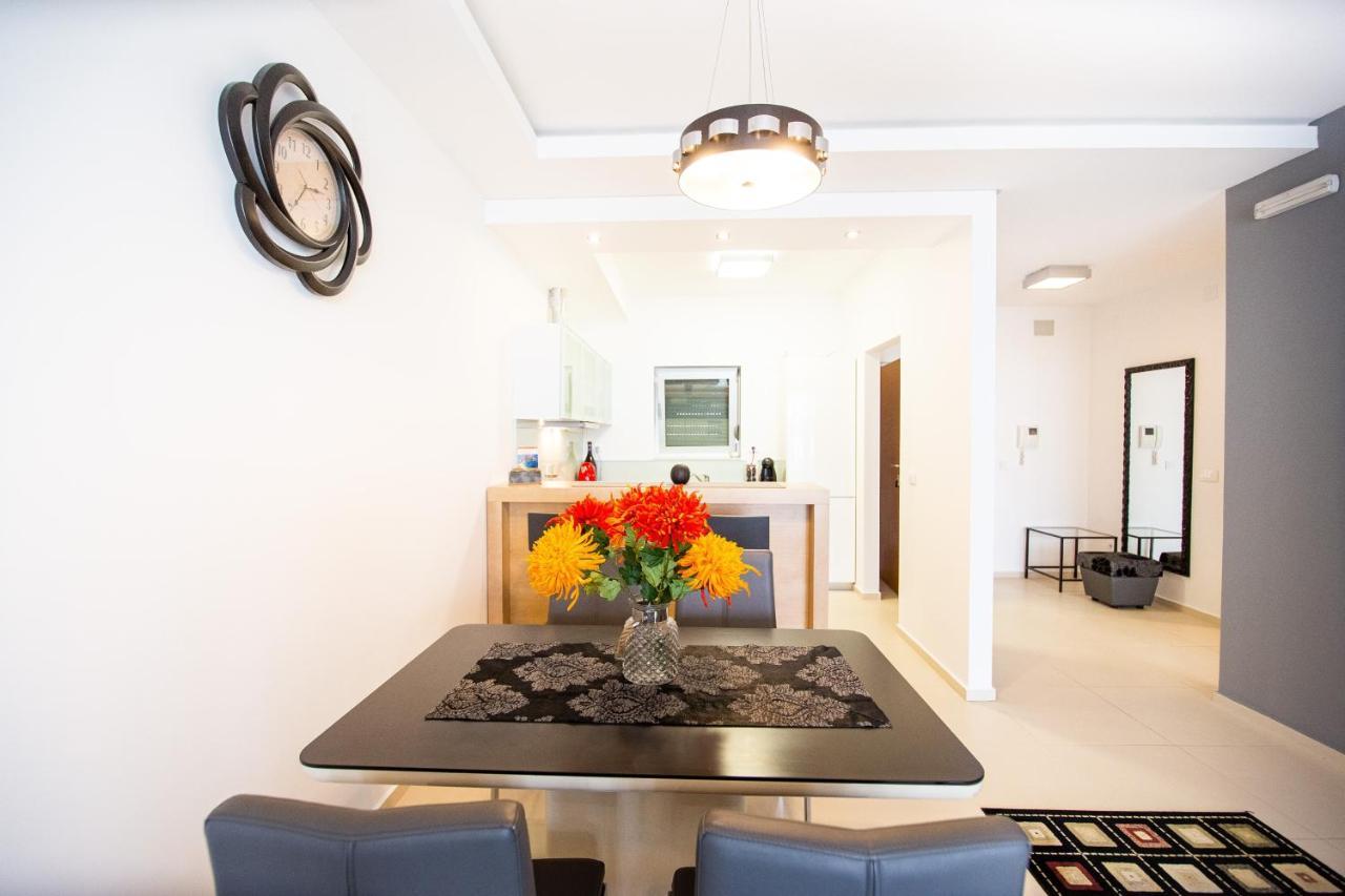 Apartment Sweet Memories Sveti Stefan Buitenkant foto